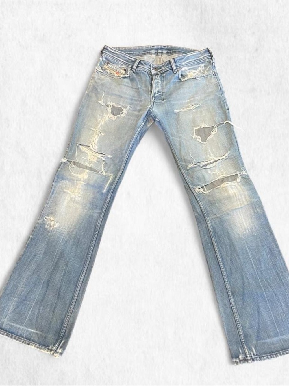 Diesel thrashed ZATHAN bootcut 32x34 distressed